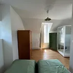 Ma Jolie Maison De L'eveque بيت ضيافة Pont-Évêque