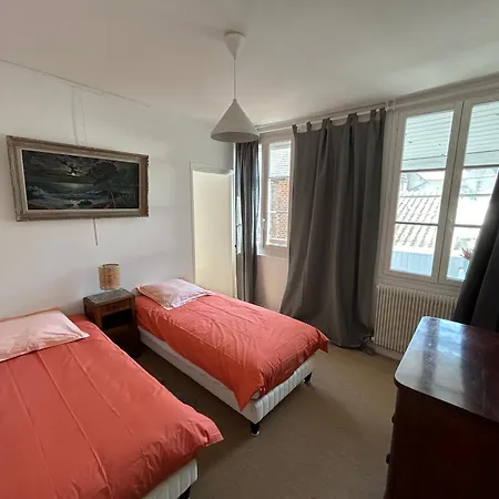 Ma Jolie Maison De L'eveque Gæstehus Pont-Évêque