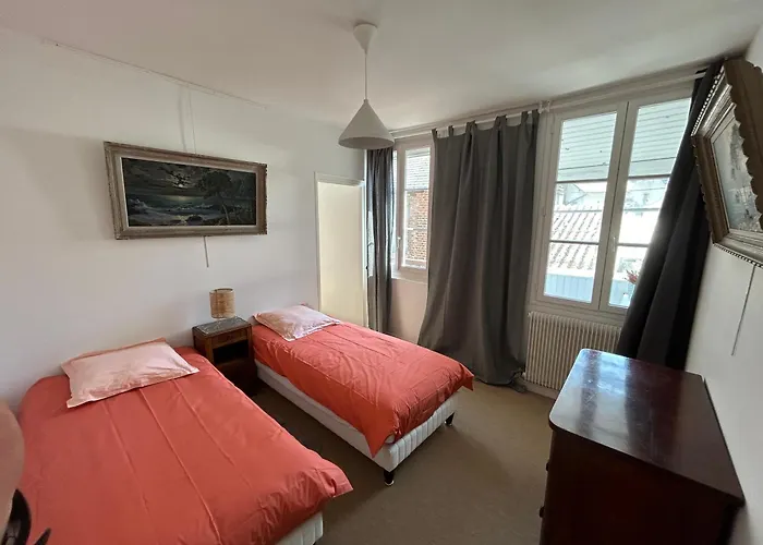 Ma Jolie Maison De L'eveque Gasthuis Pont-Évêque