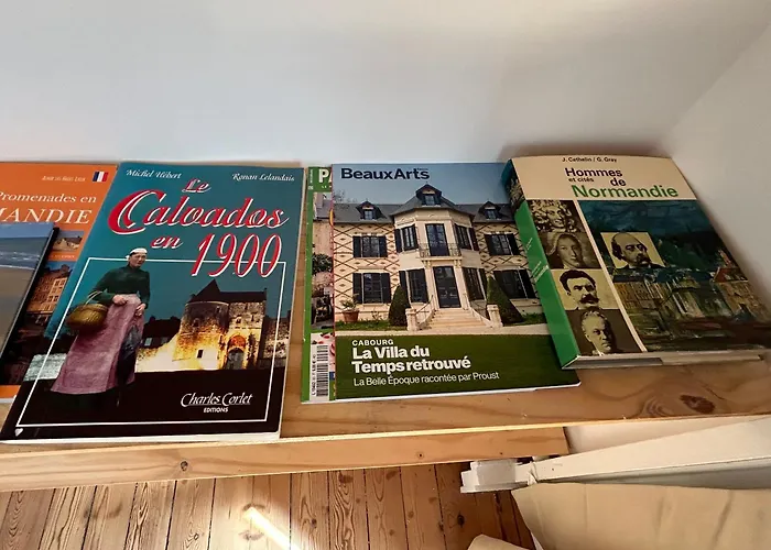 Gasthuis Ma Jolie Maison De L'eveque Pont-Évêque